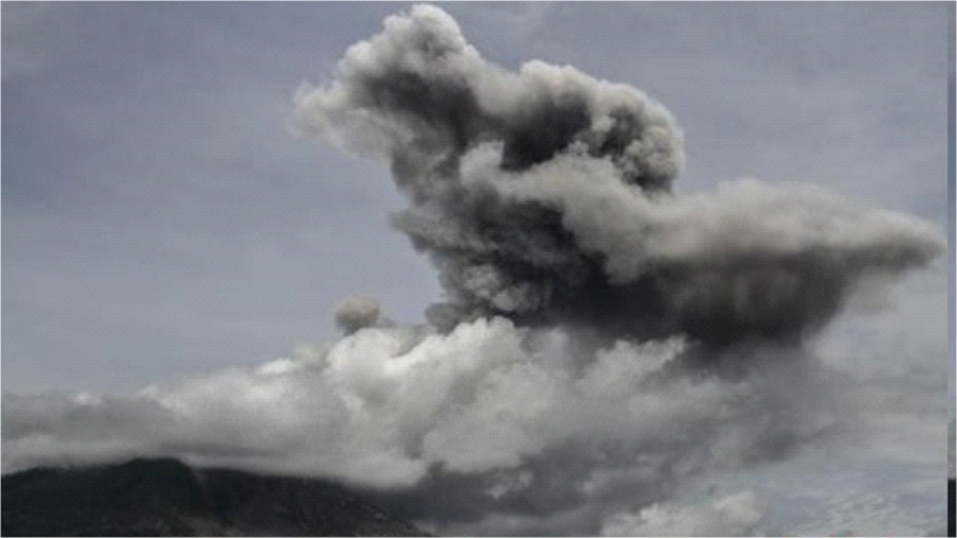 俄罗斯千岛群岛埃别科火山又喷发