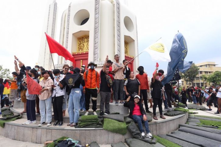 “人民团”10.14大示威登场